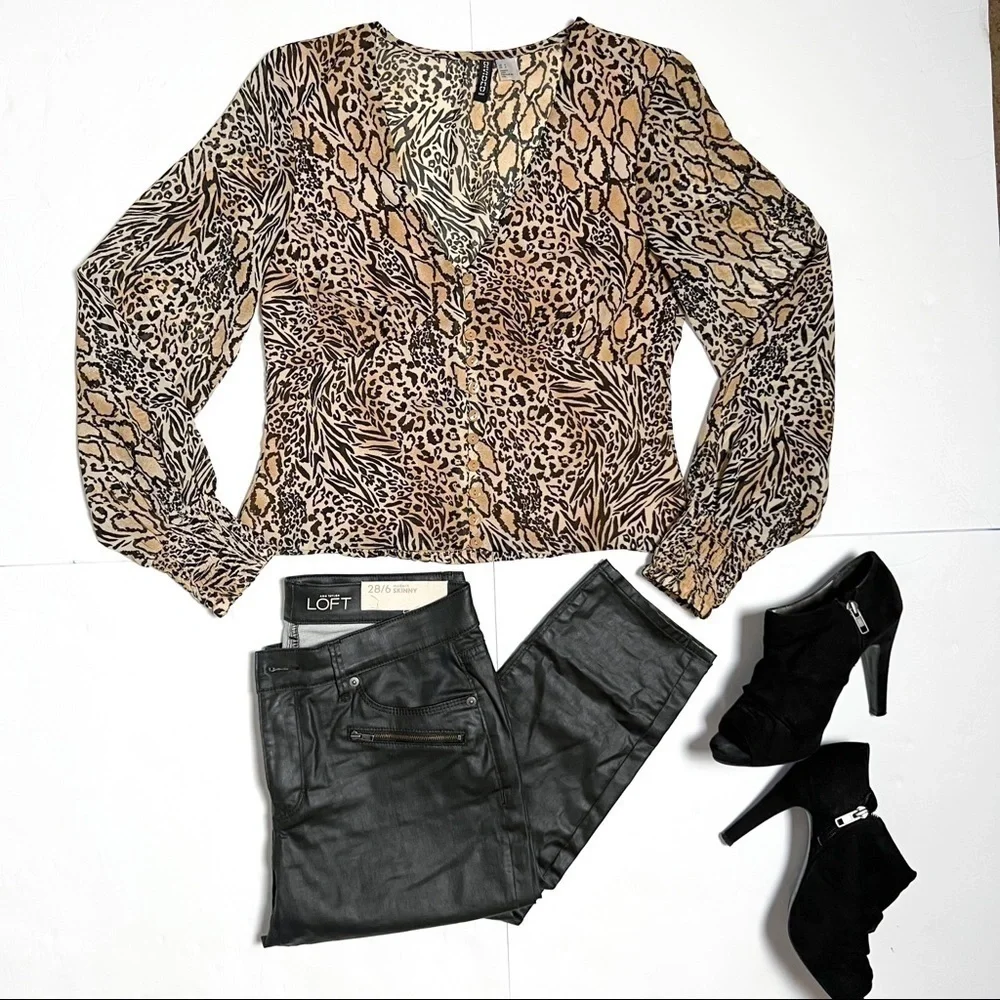 H&M Women’s Leopard Long Sleeve Blouse Size 8 - Picture 4 of 12